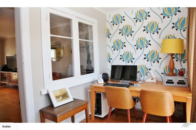 Photo of property in 77 Elliston Crescent, Stanmore Bay, Whangaparaoa, 0932