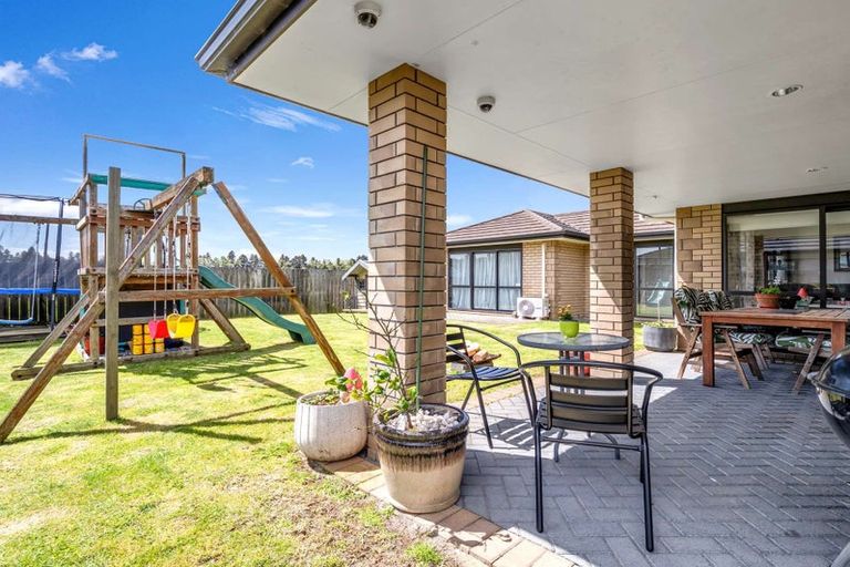 Photo of property in 15 Carroll Place, Owhata, Rotorua, 3010