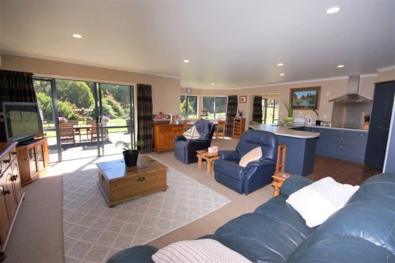 Photo of property in 30 Hitiri Road, Kinloch, Taupo, 3377