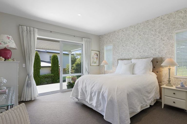 Photo of property in 243 Mount Pleasant Road, Mount Pleasant, Christchurch, 8081