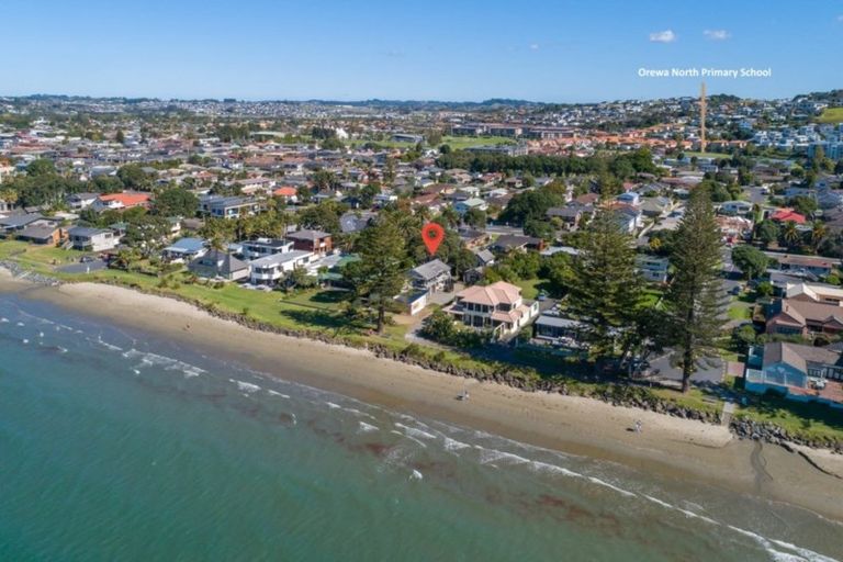 Photo of property in 11 Noel Avenue, Orewa, 0931