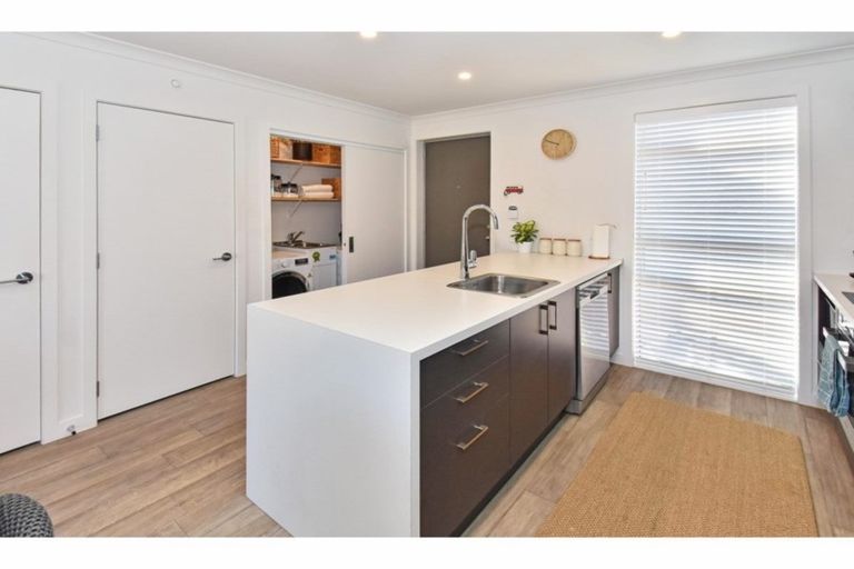 Photo of property in 8b Totara Road, Manurewa, Auckland, 2102