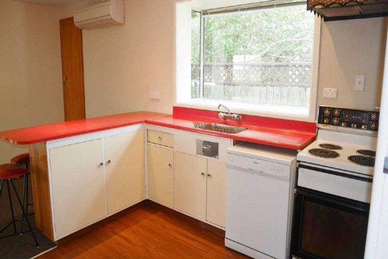 Photo of property in 21 Lochee Road, Upper Riccarton, Christchurch, 8041