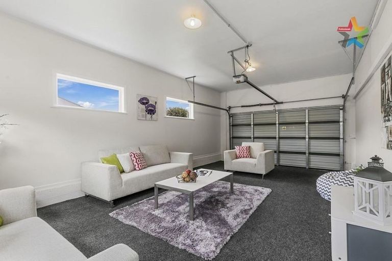 Photo of property in 5 Heather Grove, Fairfield, Lower Hutt, 5011