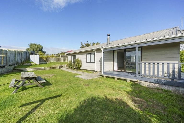 Photo of property in 30 Pitoitoi Street, Otaihanga, Paraparaumu, 5036