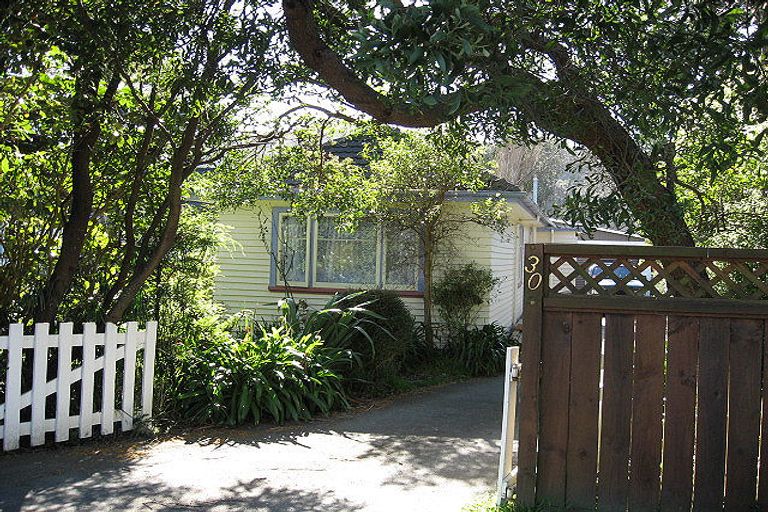 Photo of property in 30 Hyde Street, Wainuiomata, Lower Hutt, 5014