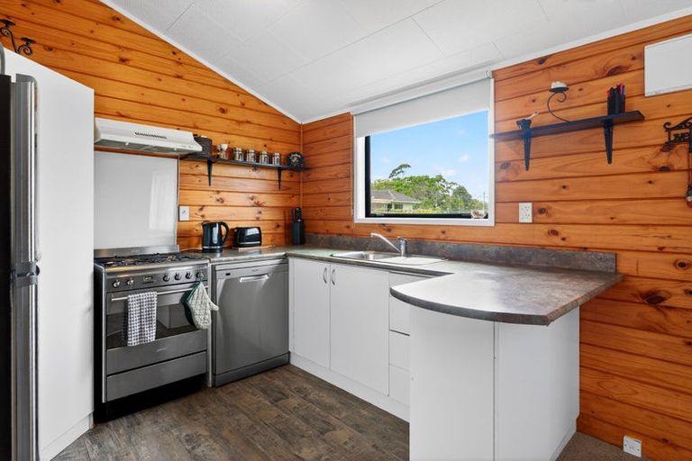 Photo of property in 203a Parkhurst Road, Parakai, 0830