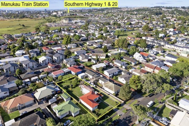 Photo of property in 25 Martin Road, Manurewa, Auckland, 2102