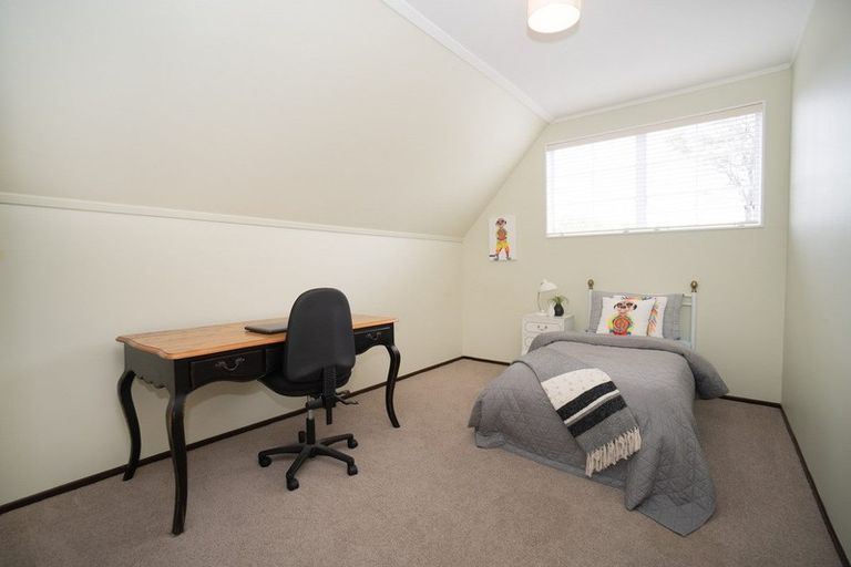 Photo of property in 26a Karina Terrace, Roslyn, Palmerston North, 4414