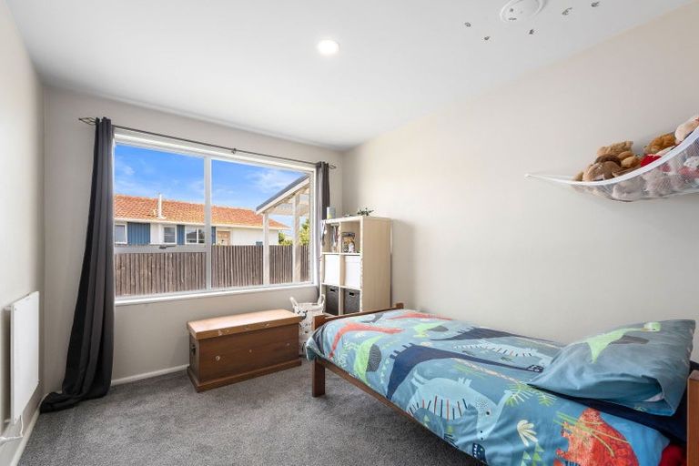 Photo of property in 38 Bayswater Crescent, Bromley, Christchurch, 8062