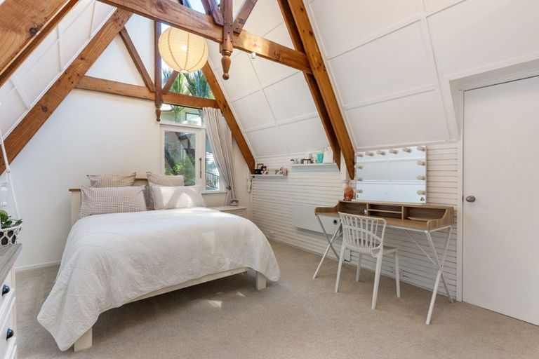 Photo of property in 25a Moore Street, Hillcrest, Auckland, 0627