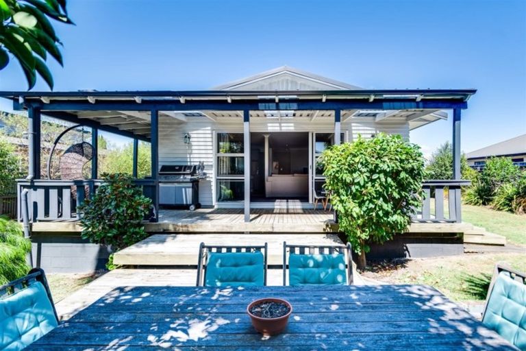 Photo of property in 715 Duke Street, Mahora, Hastings, 4120