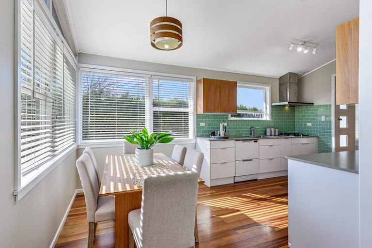 Photo of property in 49 English Street, St Andrews, Hamilton, 3200