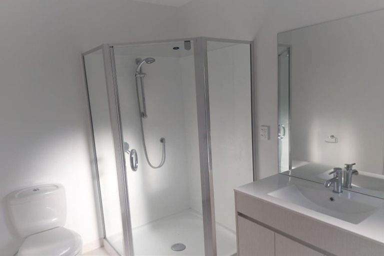 Photo of property in 4/40 Scarlet Oak Drive, Schnapper Rock, Auckland, 0632