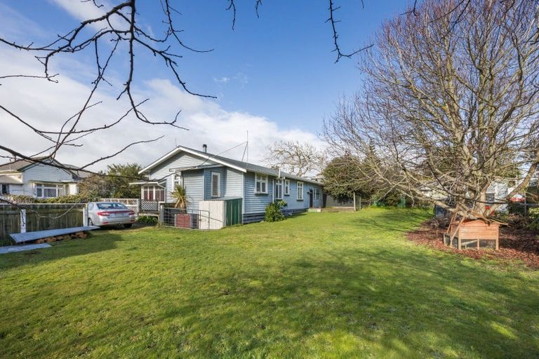 Photo of property in 1 Lena Place, Foxton, 4814