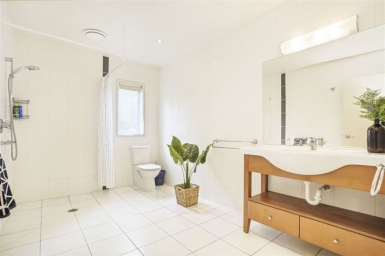 Photo of property in 11 Whyte Street, Hamilton East, Hamilton, 3216