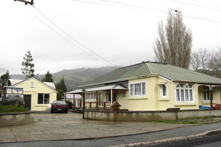 Photo of property in 5 Reservoir Road, Sawyers Bay, Port Chalmers, 9023