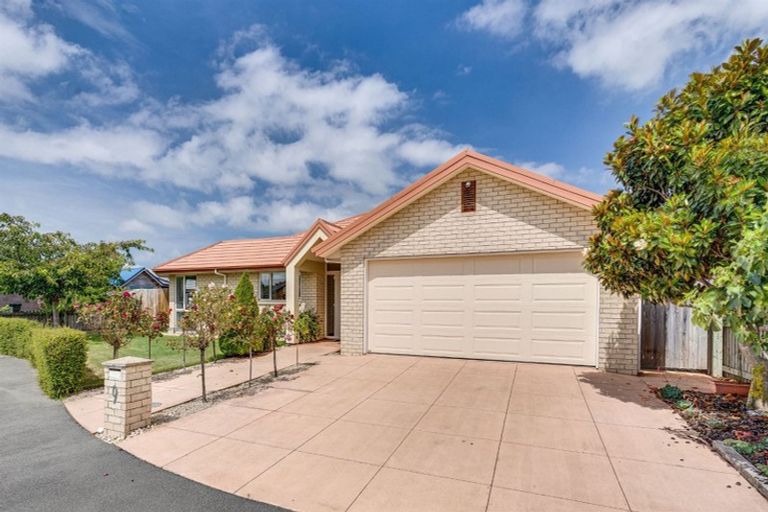 Photo of property in 9 Eliza Place, Aidanfield, Christchurch, 8025