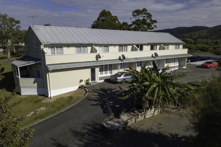 Photo of property in 10 Station Road, Kawakawa, 0210