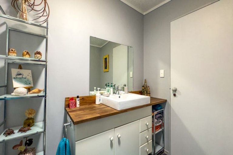 Photo of property in 16 Mcdonald Place, Paeroa, 3600