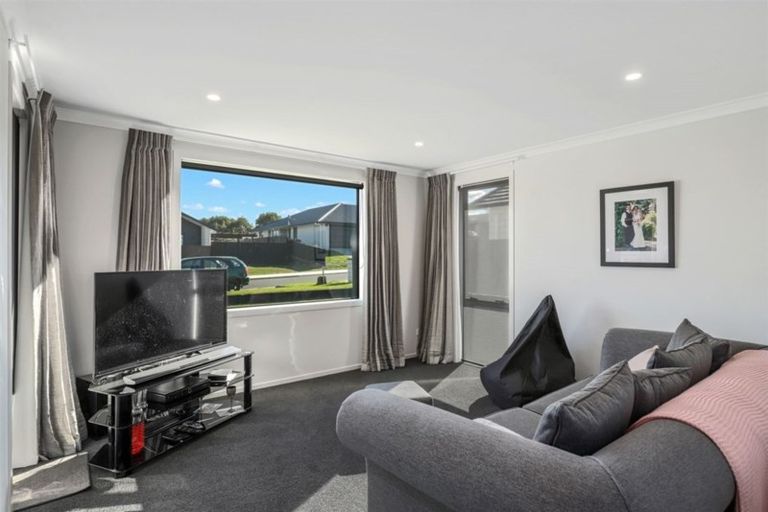 Photo of property in 8 Vercoe Crescent, Morrinsville, 3300