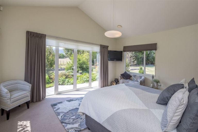 Photo of property in 102 Otaki Gorge Road, Hautere, Otaki, 5582