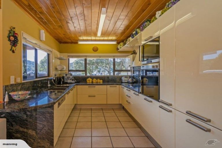 Photo of property in 8 Victoria Street, Whitianga, 3510