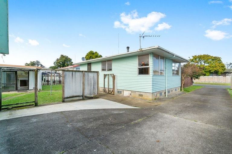 Photo of property in 16 Feasegate Street, Manurewa, Auckland, 2102
