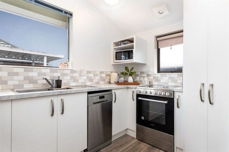 Photo of property in 48b Mclauchlan Street, Springlands, Blenheim, 7201