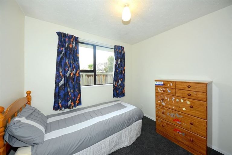 Photo of property in 5 Crosdale Place, Burnside, Christchurch, 8042