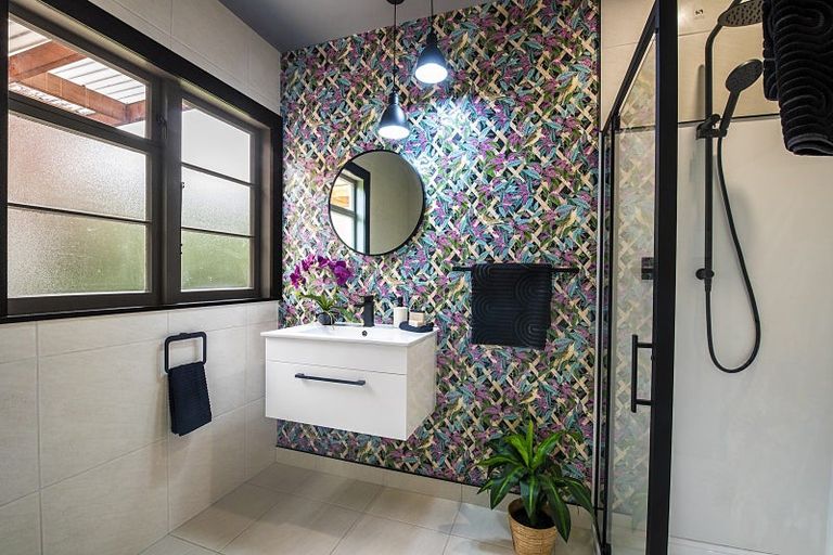 Photo of property in 19 Rutland Street, Levin, 5510