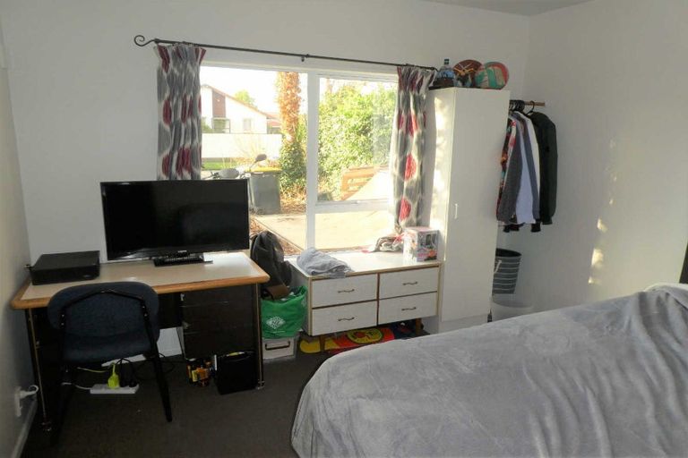 Photo of property in 69 Parkstone Avenue, Ilam, Christchurch, 8041