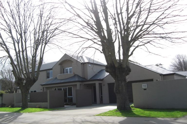 Photo of property in 16 Wherstead Road, Cashmere, Christchurch, 8022