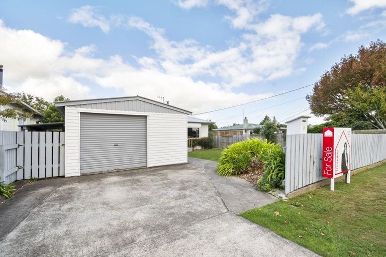 Photo of property in 9 Wellington Street, Feilding, 4702