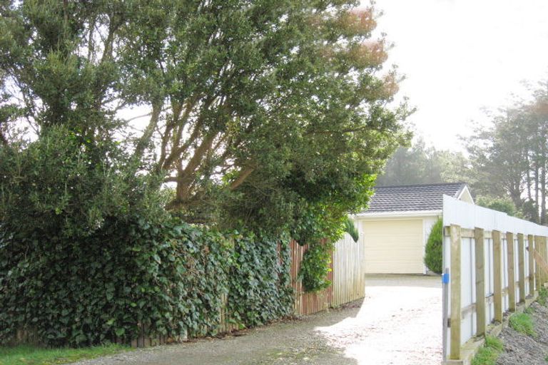 Photo of property in 8 Awarua Road, Otatara, Invercargill, 9879