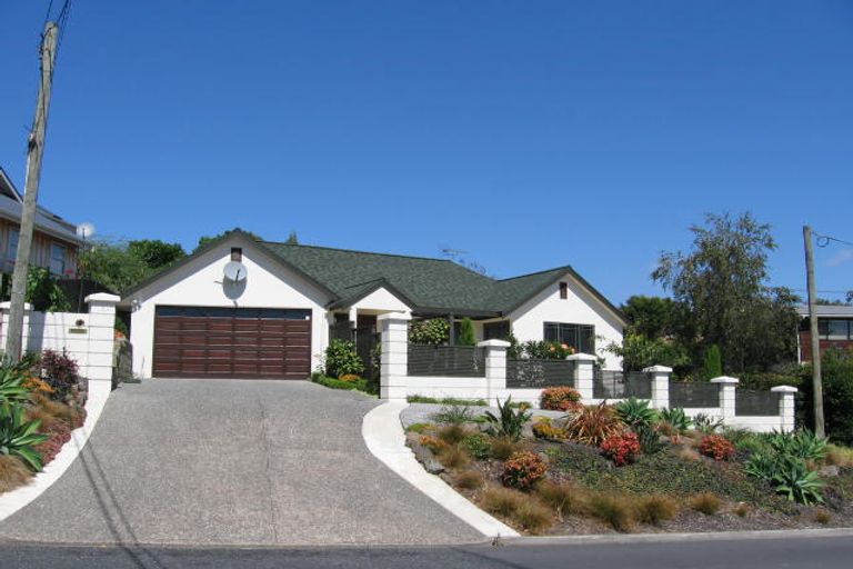 Photo of property in 2a Glenvar Road, Torbay, Auckland, 0630