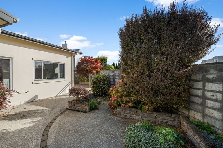 Photo of property in 8 Church Lane, Merivale, Christchurch, 8014