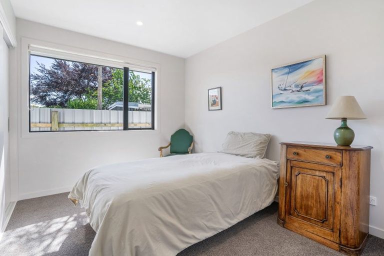 Photo of property in 214 Park Street, Winton, 9720