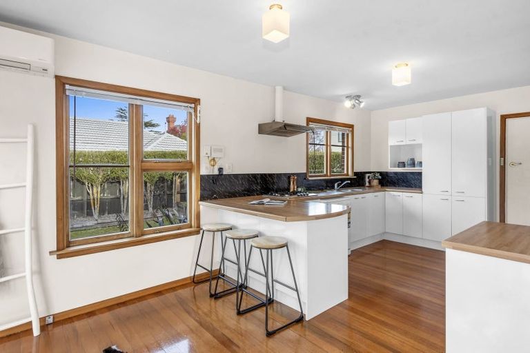 Photo of property in 10 Renwick Place, Hillmorton, Christchurch, 8025