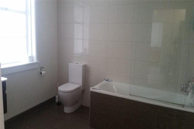 Photo of property in 33 Matipo Road, Mairangi Bay, Auckland, 0630