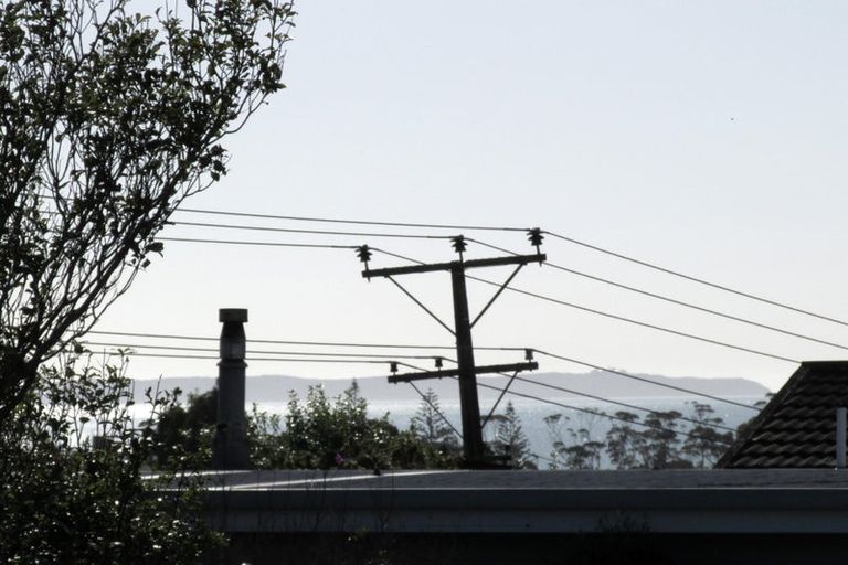 Photo of property in 2 Corric Hill, Torbay, Auckland, 0630