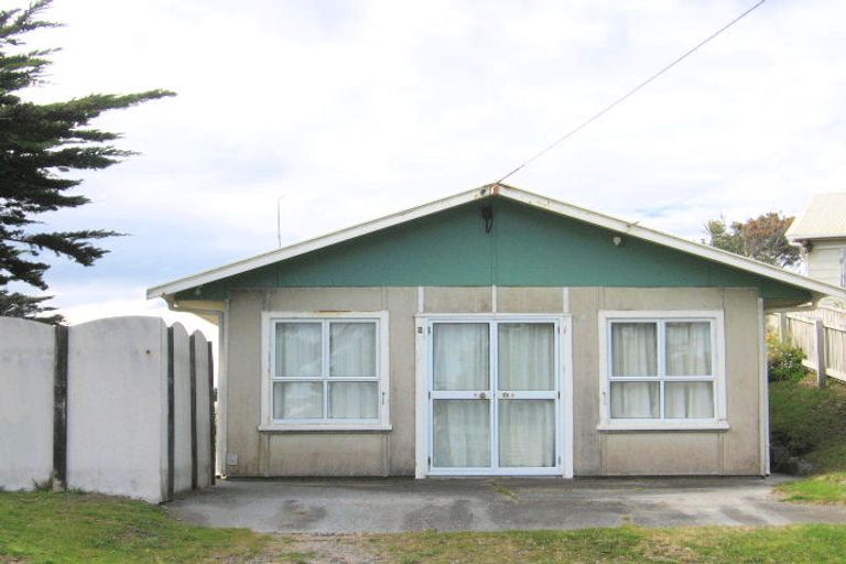 Photo of property in 5 Dustin Street, Foxton Beach, Foxton, 4815