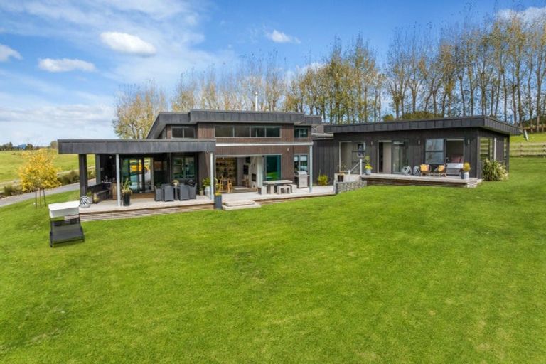 Photo of property in 70 Falconer Road, Pohara, Takaka, 7183