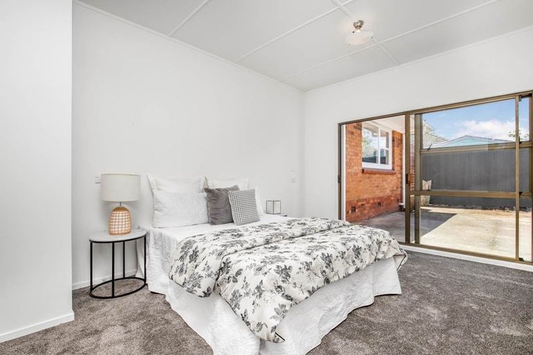 Photo of property in 2/5 Elizabeth Avenue, Papatoetoe, Auckland, 2025