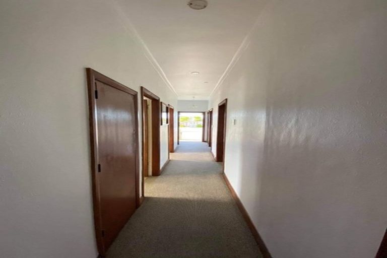 Photo of property in 1 Rangiora Street, Castlecliff, Whanganui, 4501