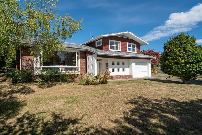 Photo of property in 27 Oregon Drive, Rainbow Point, Taupo, 3330