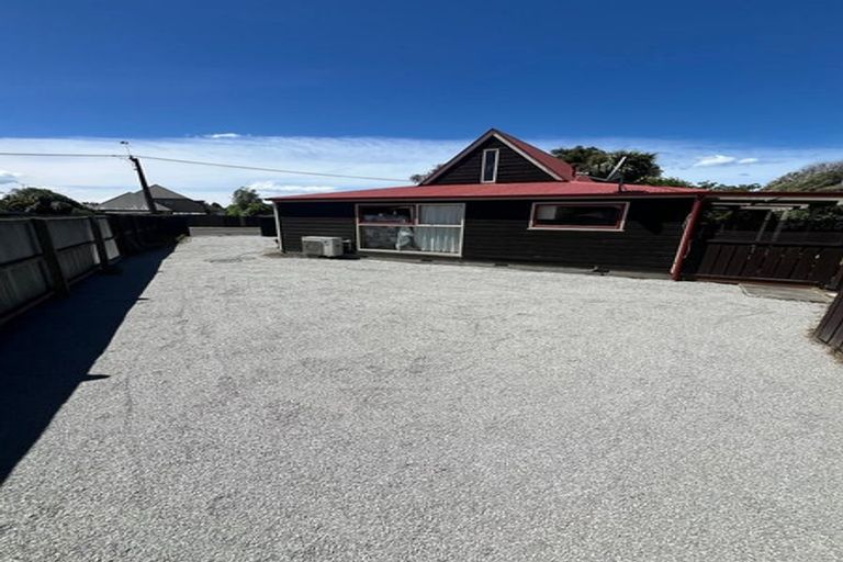 Photo of property in 351 Sawyers Arms Road, Harewood, Christchurch, 8051