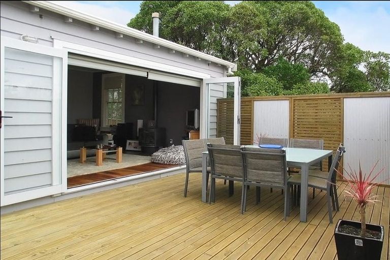 Photo of property in 19a Chaffey Crescent, Titahi Bay, Porirua, 5022