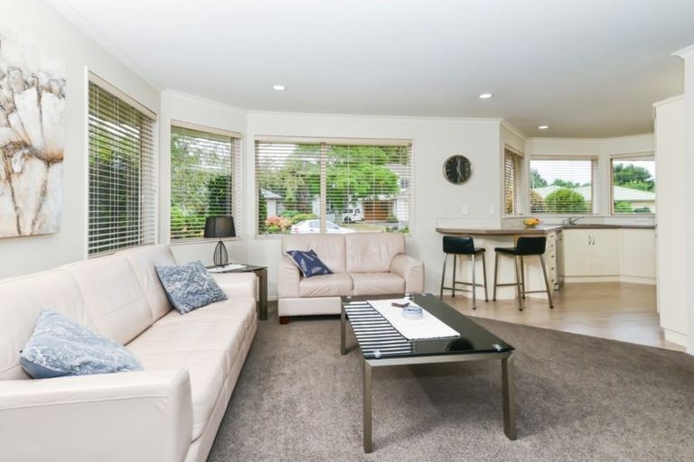 Photo of property in 2 Makepeace Place, Flagstaff, Hamilton, 3210