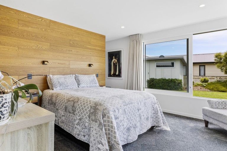 Photo of property in 8 Akatea Lane, Richmond Heights, Taupo, 3330